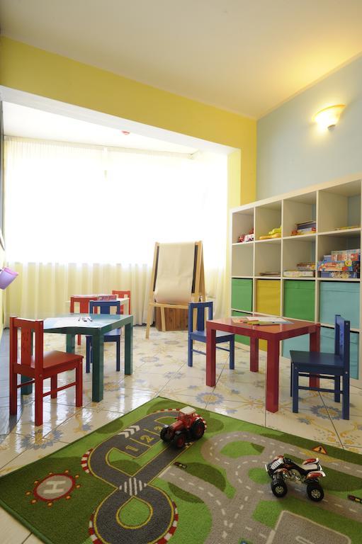 לאיגואליה Hotel Delfino מראה חיצוני תמונה