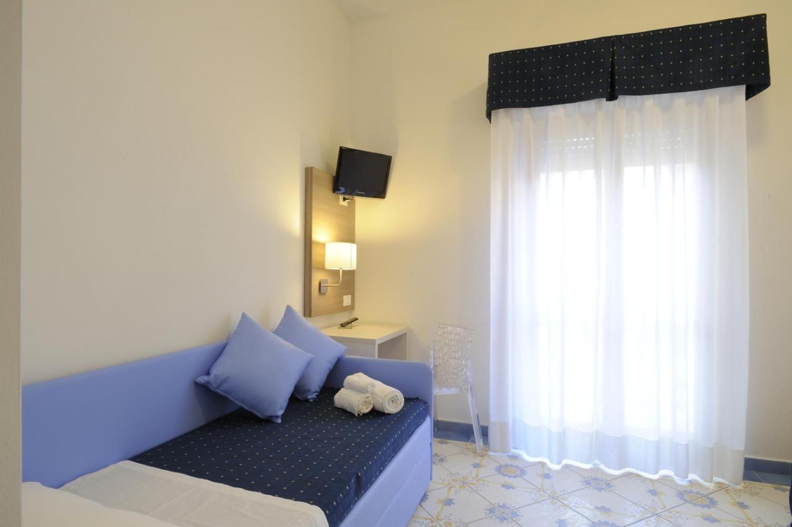 לאיגואליה Hotel Delfino מראה חיצוני תמונה
